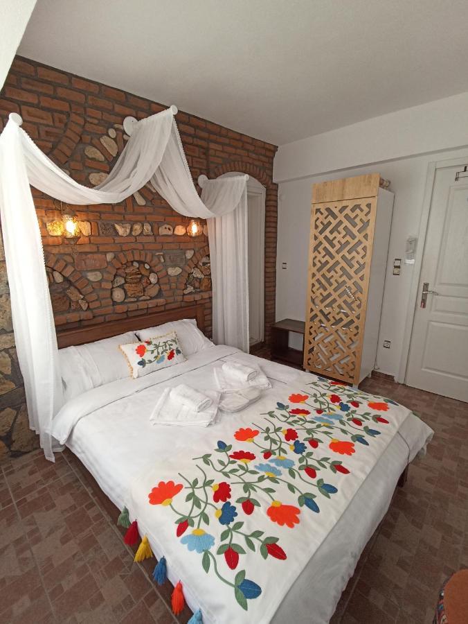 Adahan Bozcaada Otel Bagian luar foto